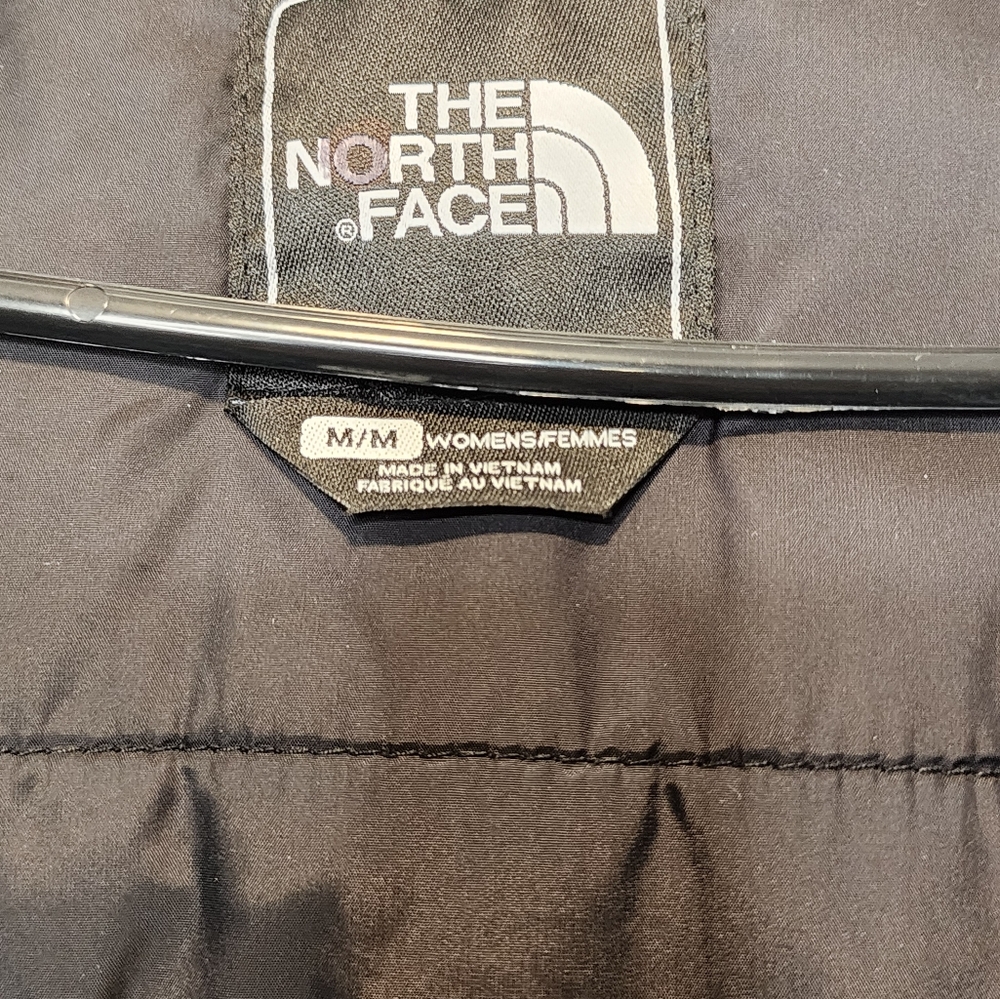 The North Face Artic Parka Black with Faux Fur. Size M. - Picture 3 of 7